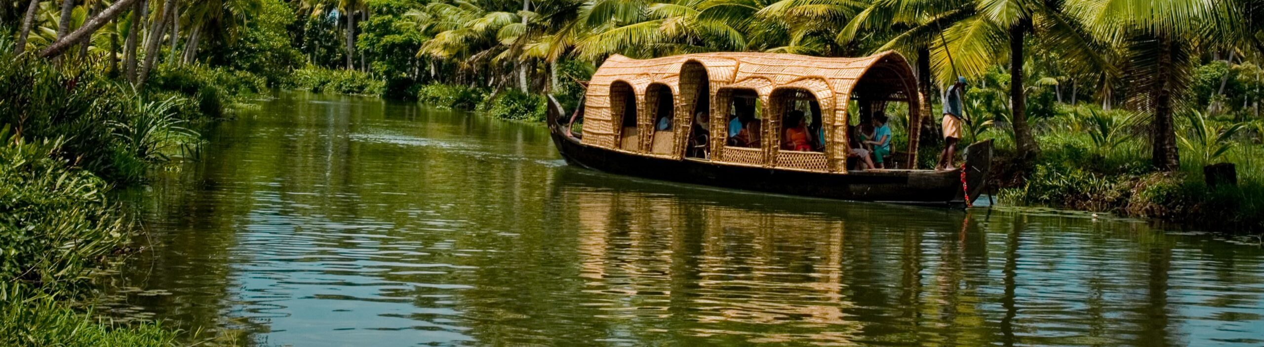 Kerala houseboat on private India tour